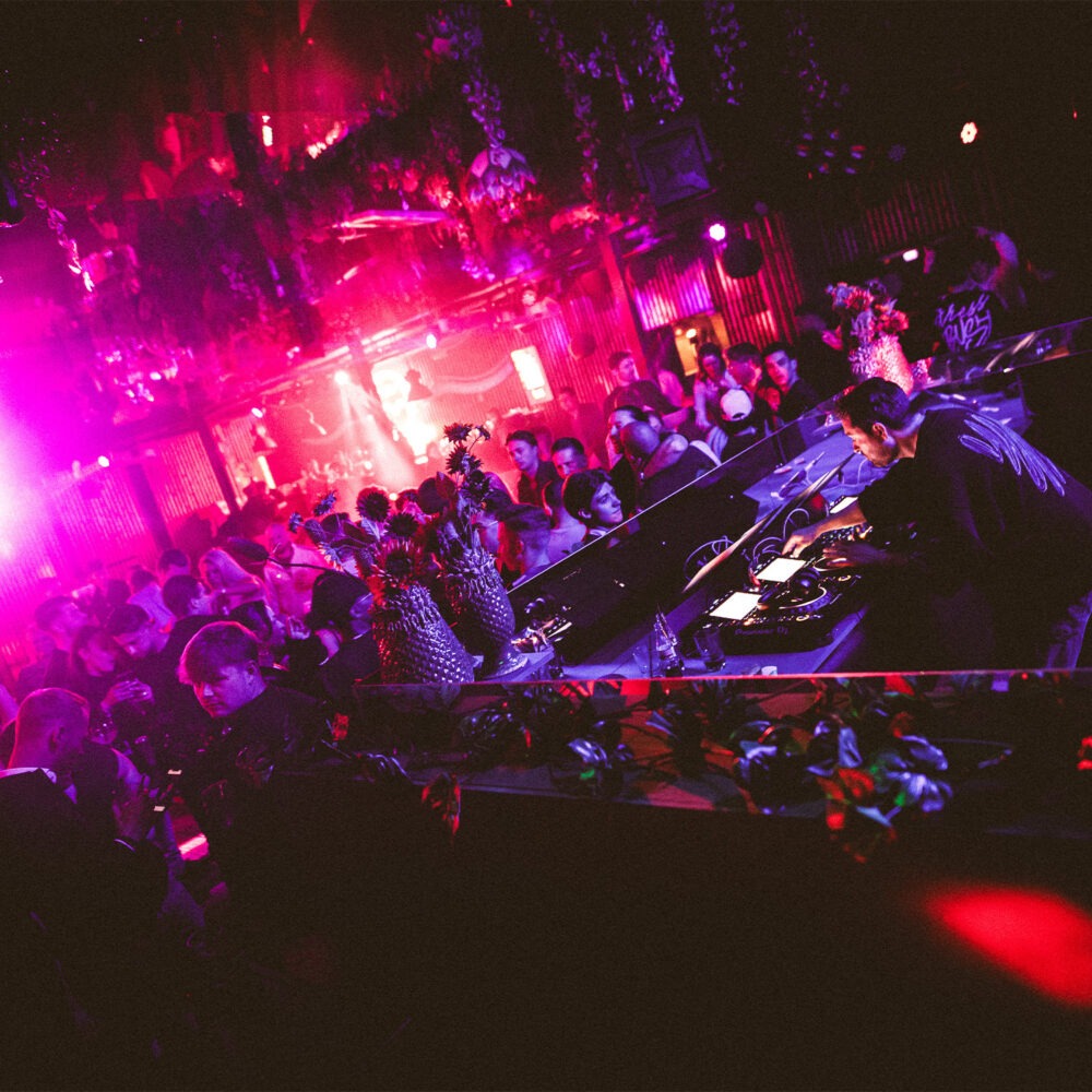 Photograph interior The Backyard Summer bar